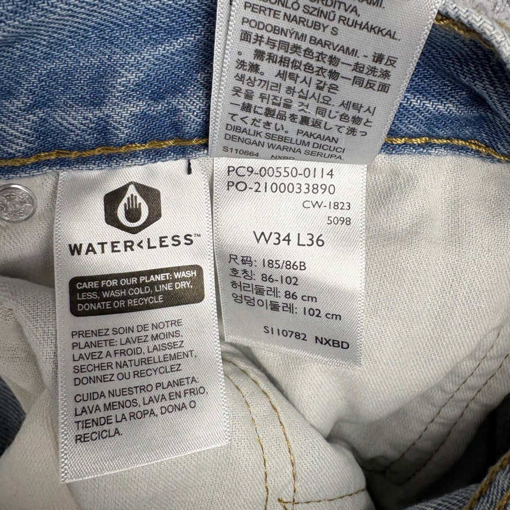 Levis Jeans Mens 34x36 Blue 550 Relaxed Fit Tapered Leg Light Wash Denim Faded - Picture 7 of 9